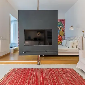 Apartment Portas Do Castelo, Lisbon