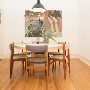 Apartment Flattered To Be In, Lisbon
